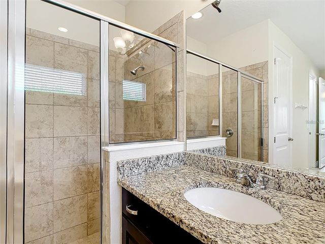 421 MEADOWRIDGE COVE, Longwood, FL 32750