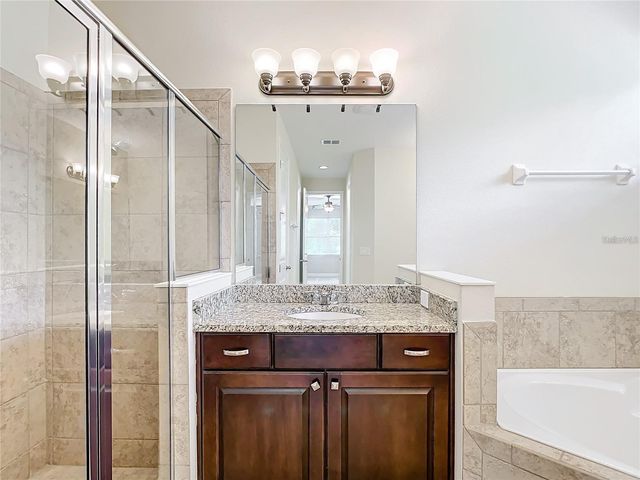 421 MEADOWRIDGE COVE, Longwood, FL 32750