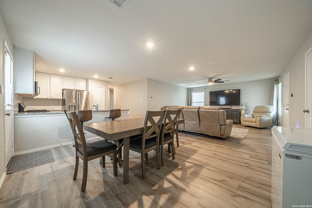 6410 Magee Run, San Antonio, TX 78220