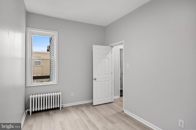 437 JACKSON ST, Philadelphia, PA 19148