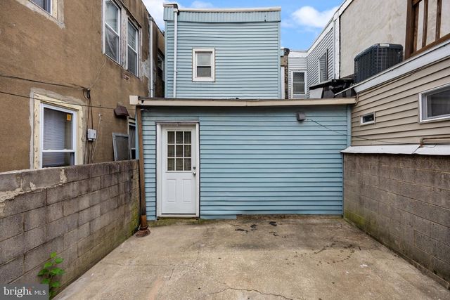 437 JACKSON ST, Philadelphia, PA 19148