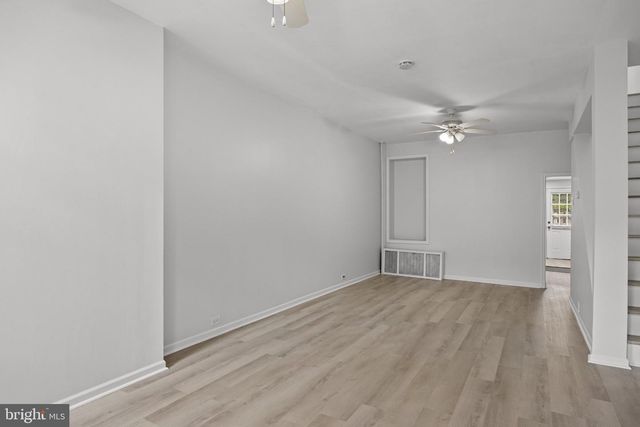 437 JACKSON ST, Philadelphia, PA 19148