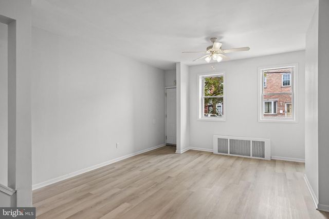 437 JACKSON ST, Philadelphia, PA 19148