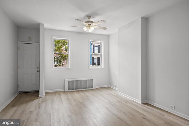 437 JACKSON ST, Philadelphia, PA 19148
