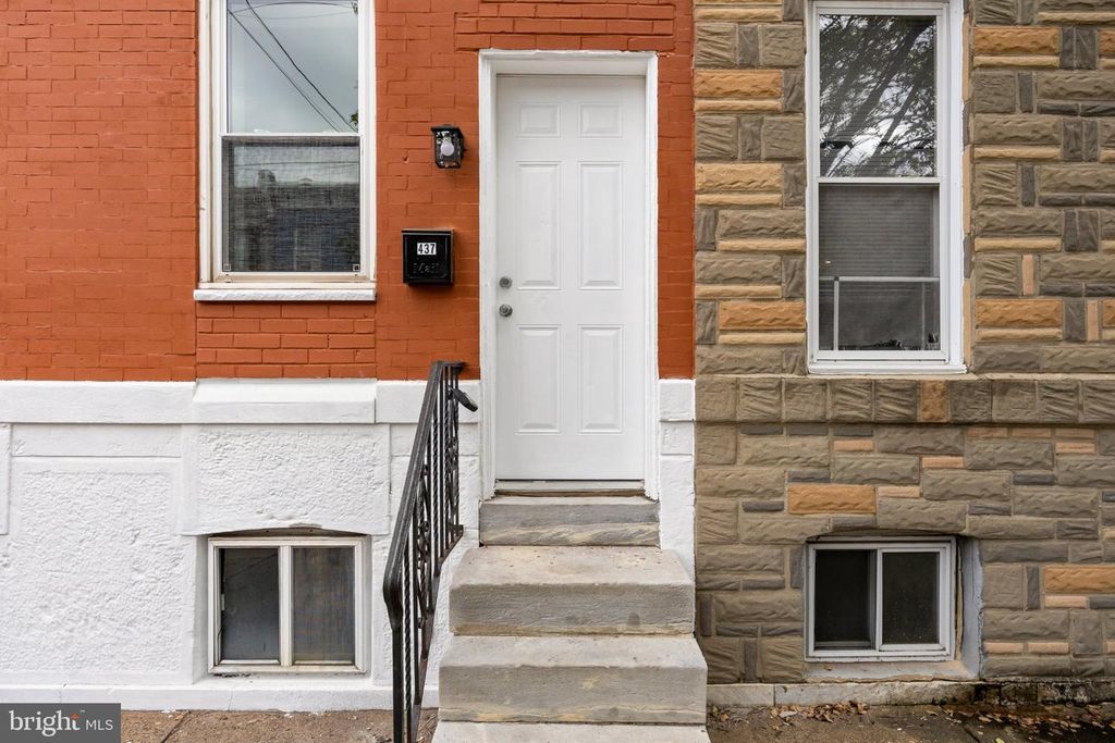 437 JACKSON ST, Philadelphia, PA 19148 — photo 3