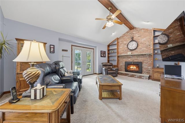 22 Waxwing Lane, Amherst, NY 14051