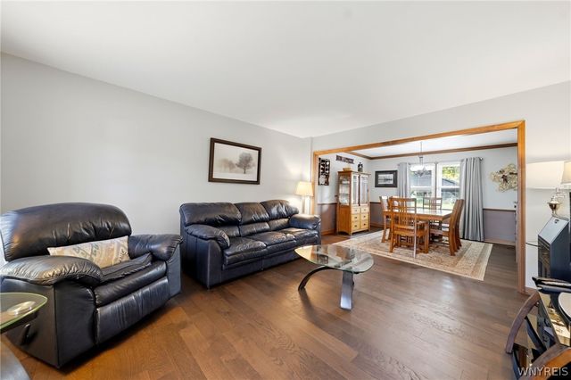 22 Waxwing Lane, Amherst, NY 14051