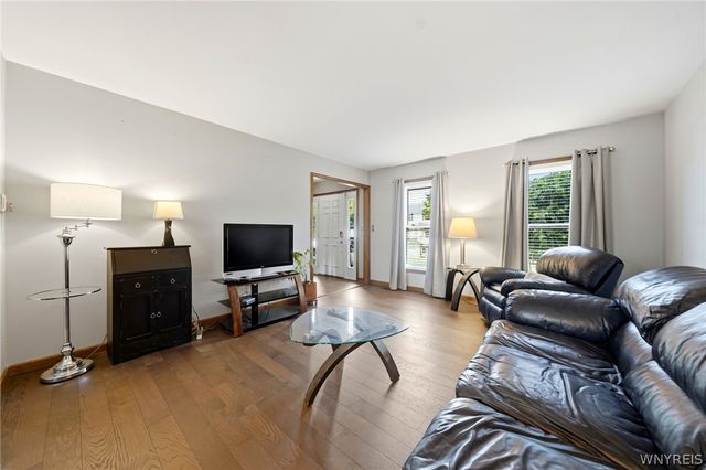 22 Waxwing Lane, Amherst, NY 14051