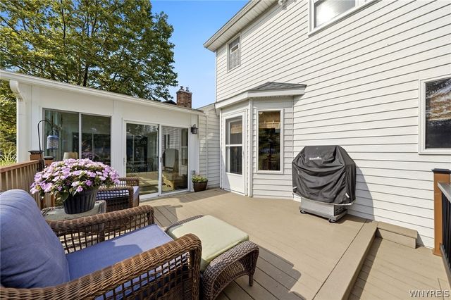 22 Waxwing Lane, Amherst, NY 14051
