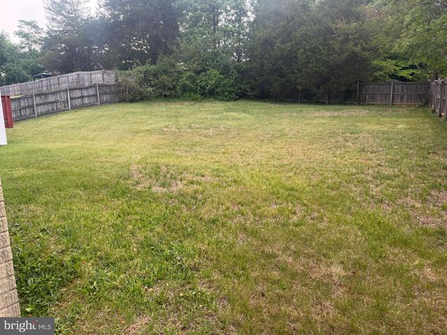 6105 WALNUT ST, Temple Hills, MD 20748