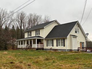 144 Lucky Lake Drive, Rock Hill, NY 12775