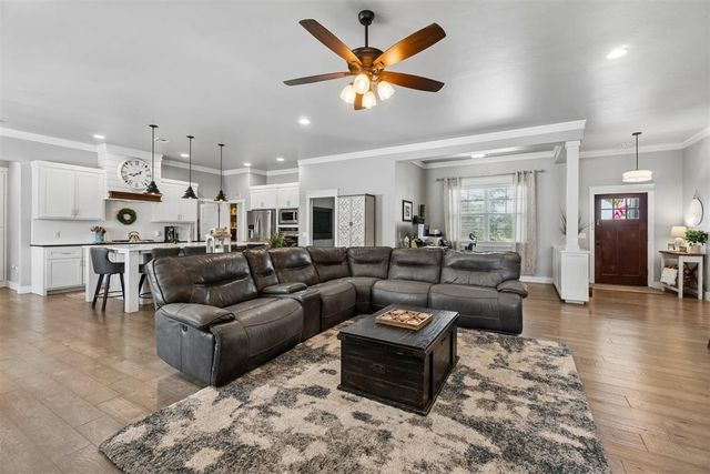 13500 Front Porch Drive, Piedmont, OK 73078