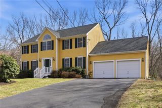 45 Gilbert Stuart Drive, Warwick, RI 02818