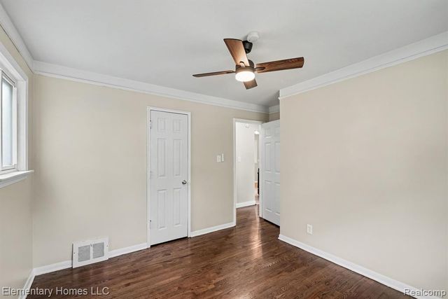 23504 Beverly Street, Saint Clair Shores, MI 48082