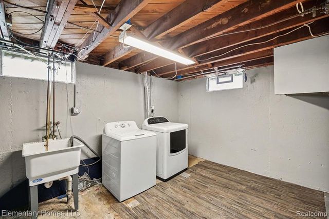 23504 Beverly Street, Saint Clair Shores, MI 48082