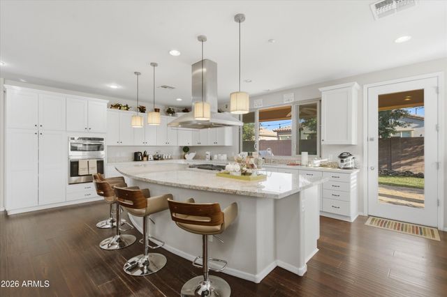 3265 E MYRTABEL Way, Gilbert, AZ 85298