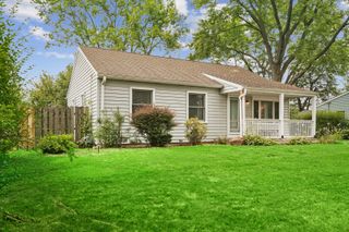 1005 E Lilac Drive, Palatine, IL 60074