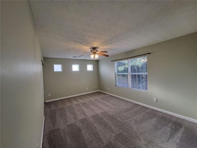 402 Chatooga Lane, Woodstock, GA 30188