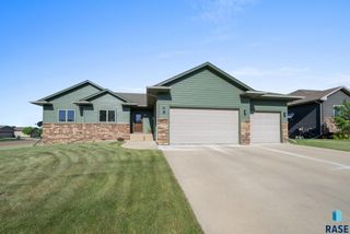 6409 S Tomar Rd, Sioux Falls, SD 57108