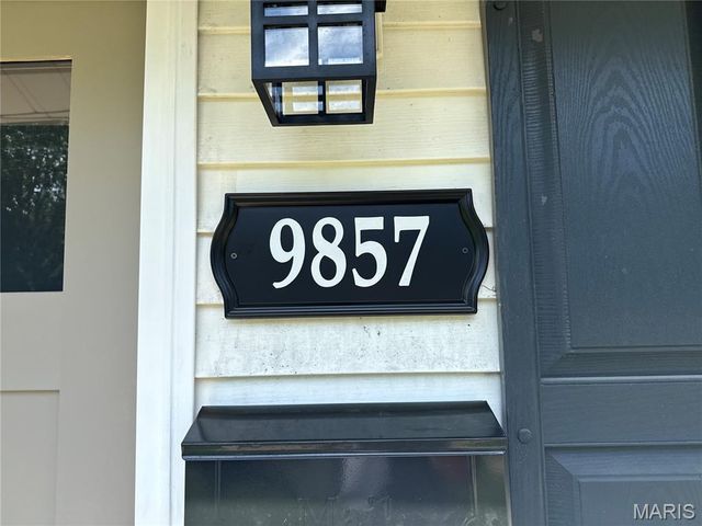 9857 Dennis Drive, Unincorporated, MO 63136