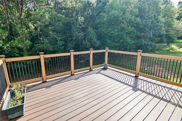 725 Lincoln Drive, Winder, GA 30680