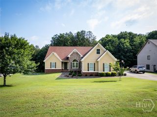 725 Lincoln Drive, Winder, GA 30680