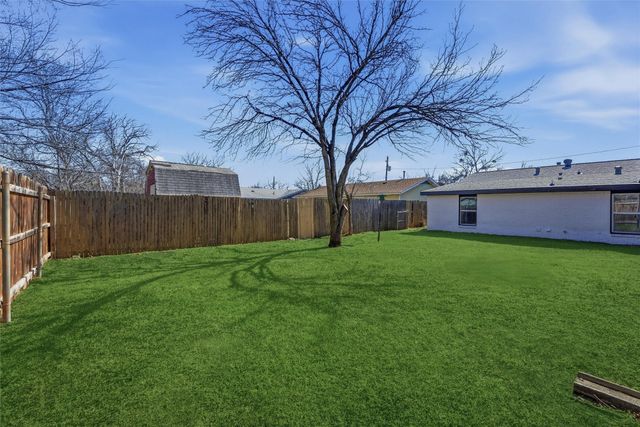 228 Kay Lane, Saginaw, TX 76179