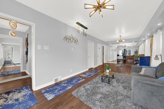 11209 S Hermosa Avenue, Chicago, IL 60643