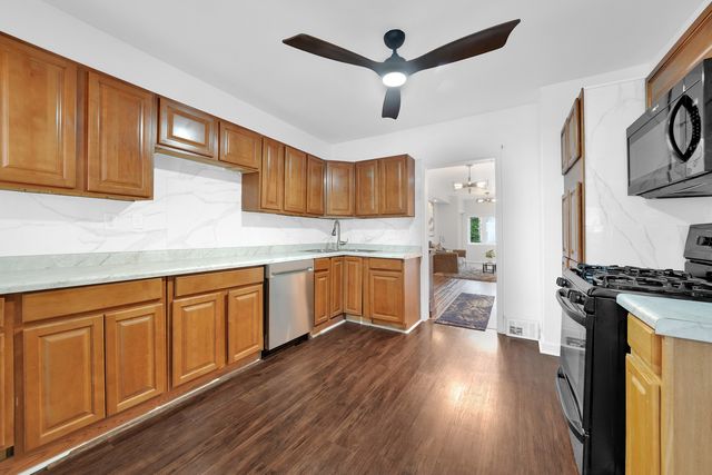 11209 S Hermosa Avenue, Chicago, IL 60643