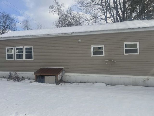 208 Robin Hood Drive, Exeter, NH 03833