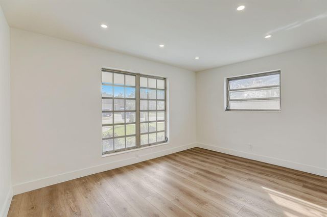 3900 N 45th Avenue, Hollywood, FL 33021