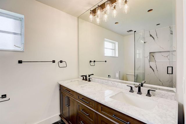 3900 N 45th Avenue, Hollywood, FL 33021