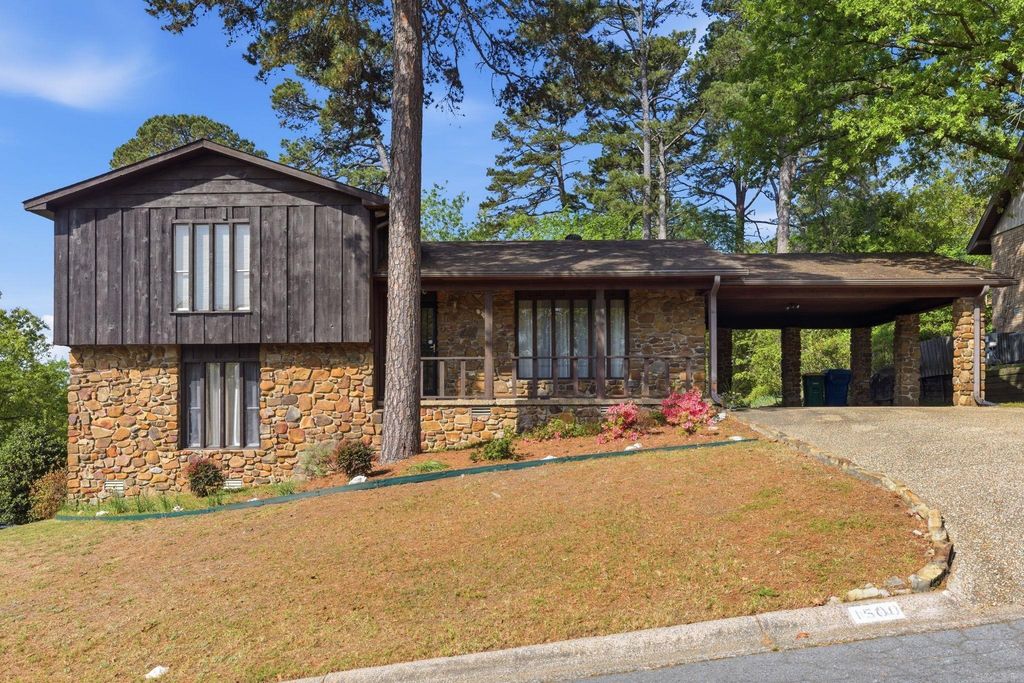 1500 Mountain Drive, Little Rock, AR 72227