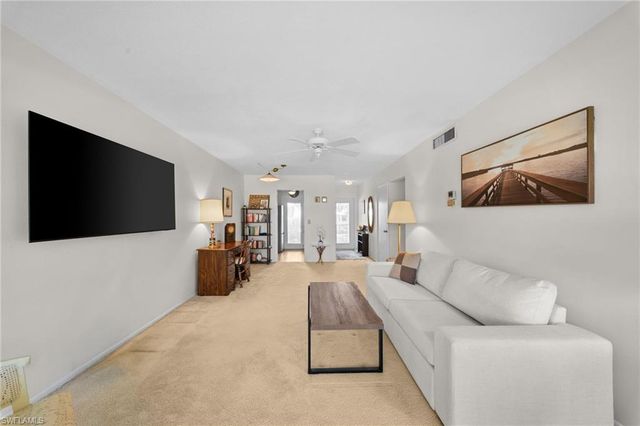 468 12th AVE S 468, Naples, FL 34102