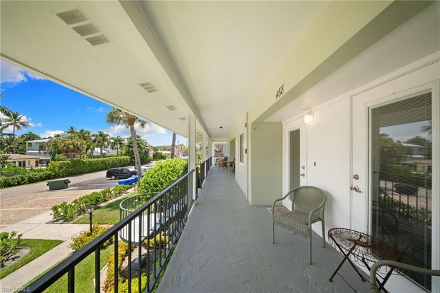468 12th AVE S 468, Naples, FL 34102