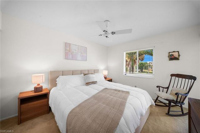 468 12th AVE S 468, Naples, FL 34102
