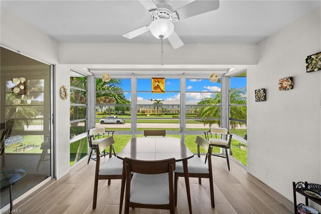 468 12th AVE S 468, Naples, FL 34102