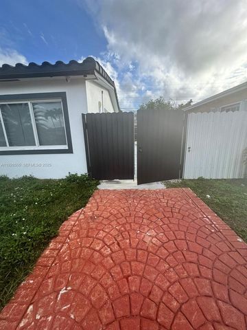 9830 SW 12th Ter 2, Miami, FL 33174