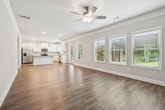 649 Prescott Point, Hoschton, GA 30548