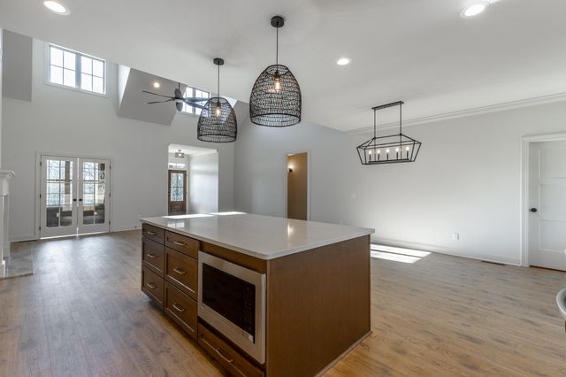 7377 Ferrell Farms Drive, Harrison, TN 37341