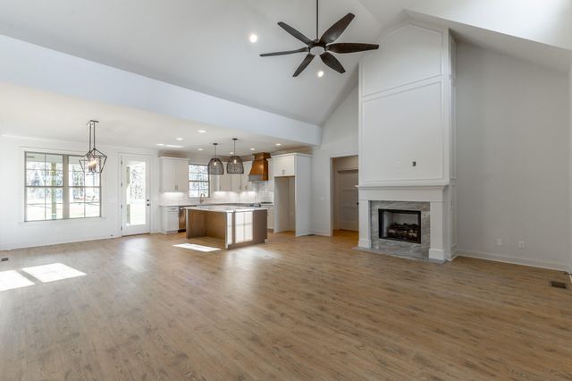 7377 Ferrell Farms Drive, Harrison, TN 37341