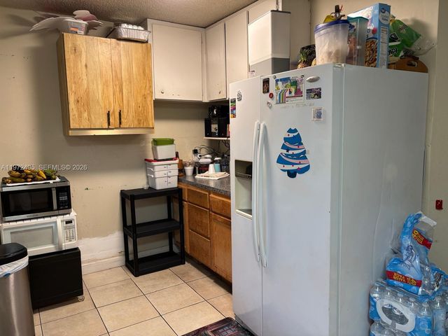 4610 SW 43rd Ter, Dania Beach, FL 33314