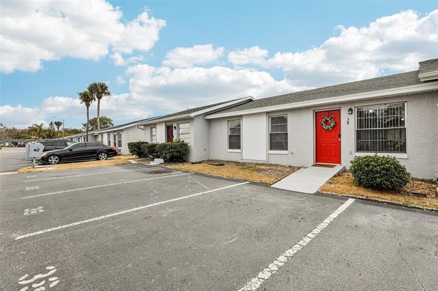 38 LAKE VILLA WAY, Kissimmee, FL 34743