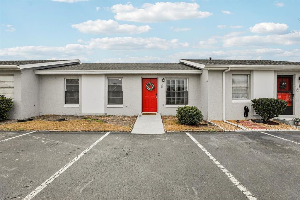 38 LAKE VILLA WAY, Kissimmee, FL 34743