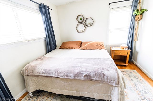 9390 Quandt Avenue, Allen Park, MI 48101