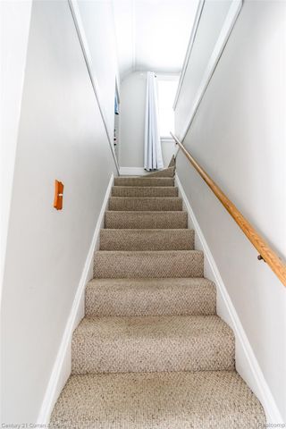 9390 Quandt Avenue, Allen Park, MI 48101