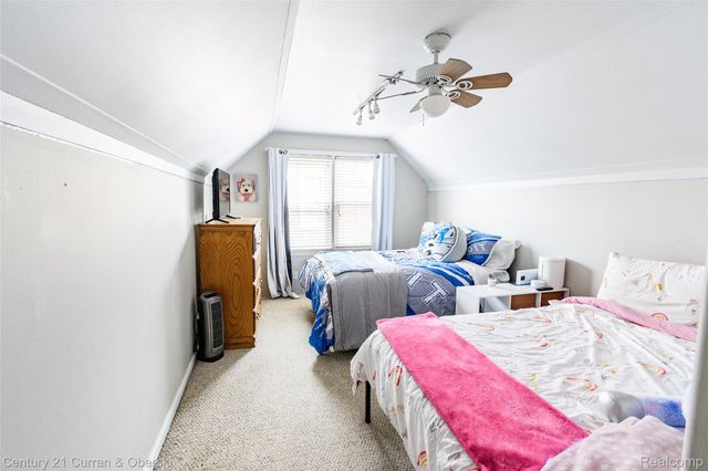 9390 Quandt Avenue, Allen Park, MI 48101