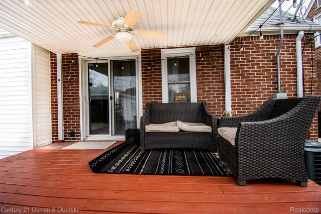 9390 Quandt Avenue, Allen Park, MI 48101