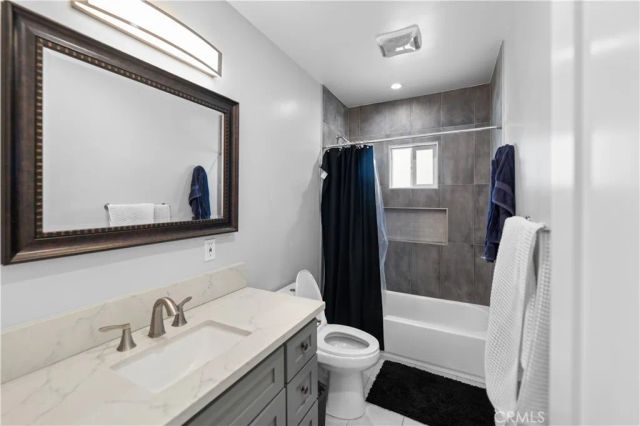 408 W Poplar Street, Compton, CA 90220