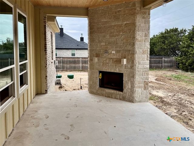 8000 Firestone Drive, Temple, TX 76502